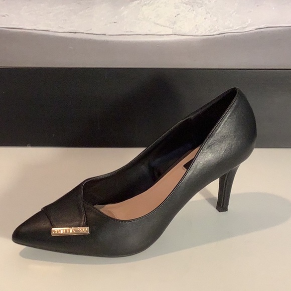 Jones New York Signature Black Faux Leather Pointed Toe Slip On Pump Heel Sz 7 - Picture 5 of 12